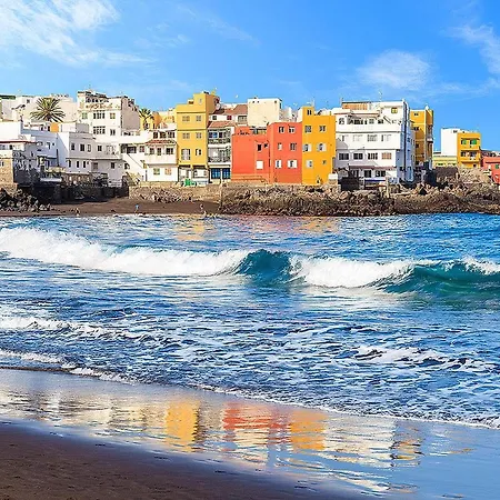 In Puerto Near Playa Jardin, Cleaning Included *